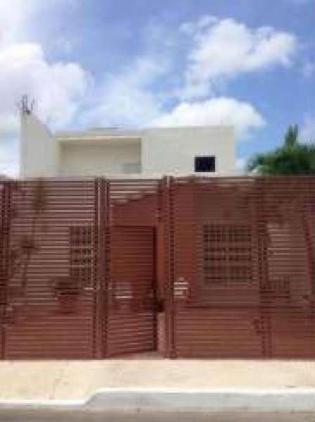 Foto Casa en Venta en Gran Santa Fe, Cancún, Quintana Roo - $ 1.480.000 - CAV151295 - BienesOnLine