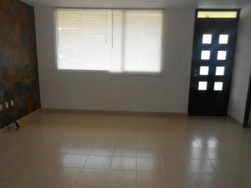 Foto Casa en Venta en Granjas Lomas de Guadalupe, Cuautitlán Izcalli, Mexico - $ 1.950.000 - CAV174125 - BienesOnLine