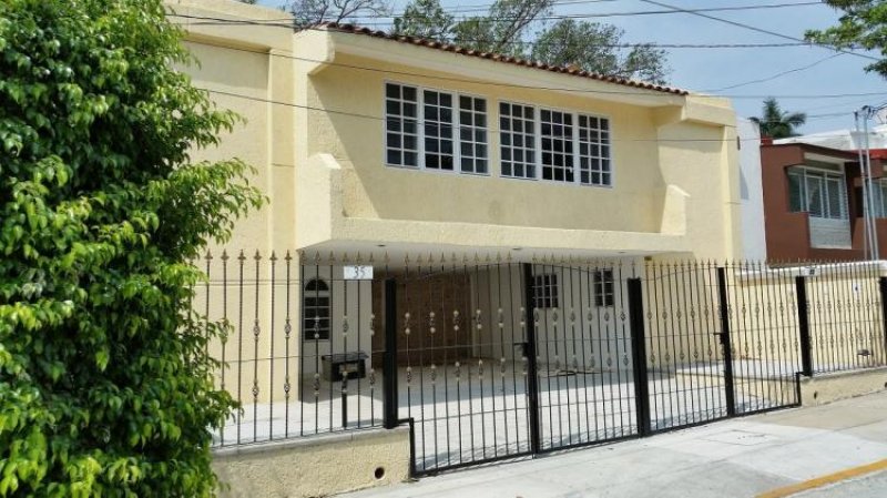 Foto Casa en Venta en Los Laureles, Tuxtla Gutiérrez, Chiapas - $ 4.300.000 - CAV175376 - BienesOnLine