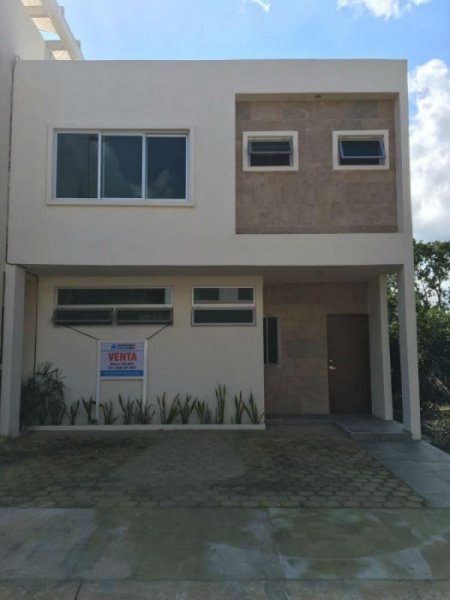 Foto Casa en Venta en Residencial Arbolada Cancún, Cancún, Quintana Roo - $ 2.500.000 - CAV194540 - BienesOnLine