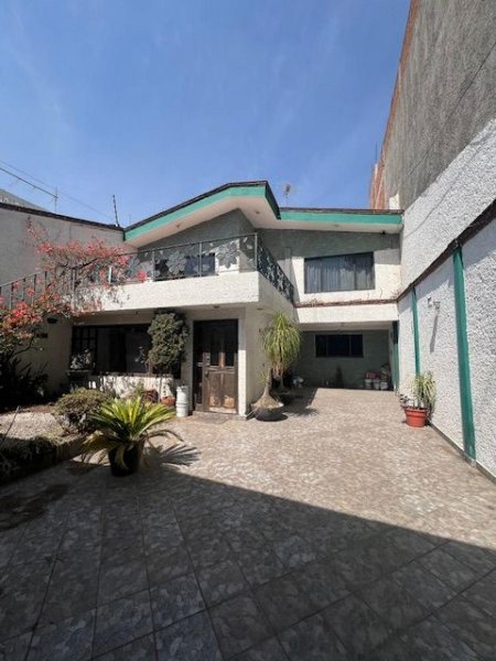 Casa en Venta en San Lorenzo Xicoténcatl Iztapalapa, Distrito Federal