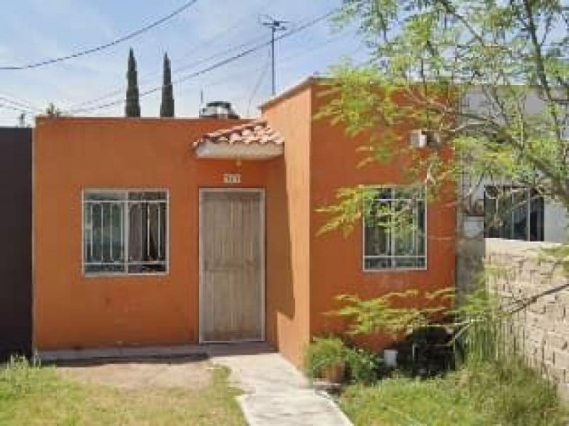 Casa en Venta en Jardines de la Hacienda Tlajomulco de Zúñiga, Jalisco