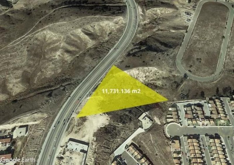 Venta de Terreno de 11731m2 ubicado en Pórticos de S. Antonio, Tij.