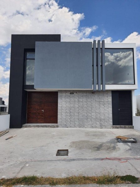 Foto Casa en Venta en Colinas del Sol, Morelia, Michoacan de Ocampo - $ 3.295.000 - CAV304216 - BienesOnLine