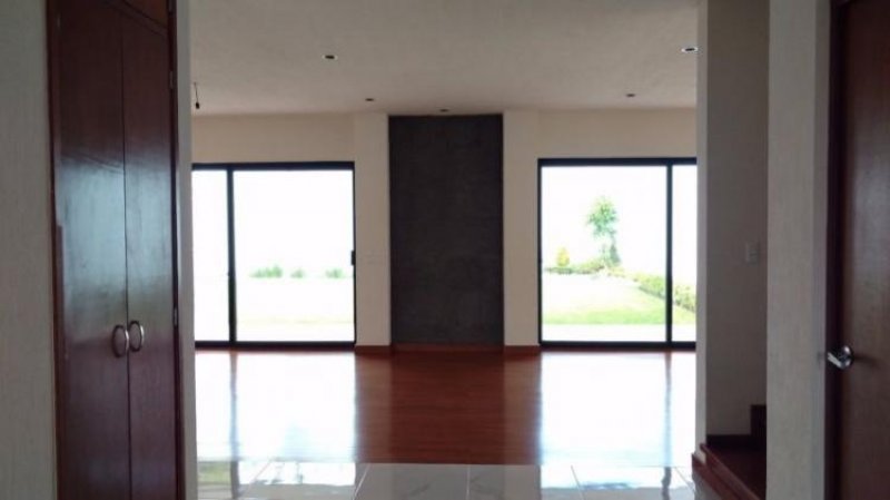 Foto Casa en Venta en JURIQUILLA, Santiago de Querétaro, Queretaro Arteaga - $ 5.200.000 - CAV186672 - BienesOnLine