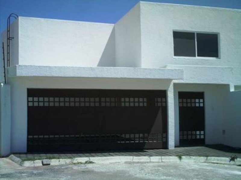 Foto Casa en Venta en Juriquilla, Misiones, Santiago de Querétaro, Queretaro Arteaga - $ 3.500.000 - CAV21716 - BienesOnLine