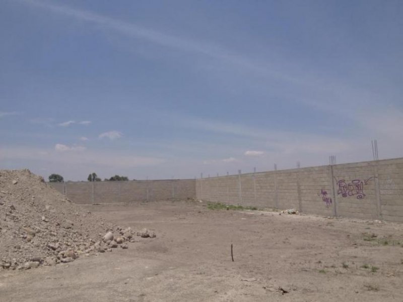 Foto Terreno en Venta en San Cristobal Huichotitlan, Toluca de Lerdo, Mexico - $ 1.600 - TEV121687 - BienesOnLine