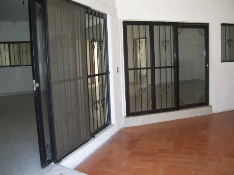 Foto Casa en Venta en Jardines de Cuernavaca, Cuernavaca, Morelos - $ 1.700.000 - CAV133142 - BienesOnLine