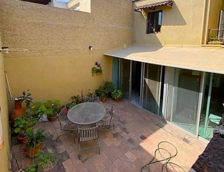 Foto Casa en Venta en Ladrón de Guevara, Guadalajara, Jalisco - $ 5.490.000 - CAV323703 - BienesOnLine