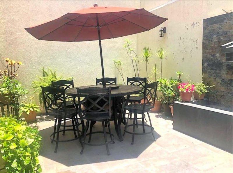 Foto Casa en Venta en CAMINO REAL, Zapopan, Jalisco - $ 7.600.000 - CAV328224 - BienesOnLine