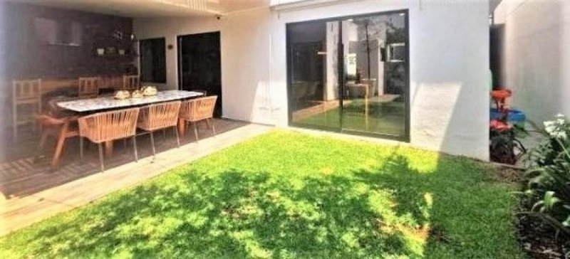 Foto Casa en Venta en PROVIDENCIA, Guadalajara, Jalisco - $ 11.190.000 - CAV291231 - BienesOnLine