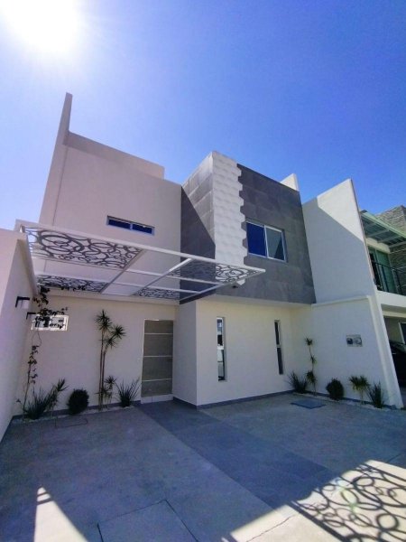 Casa en Venta en 5 Bosques Tehuacán, Puebla