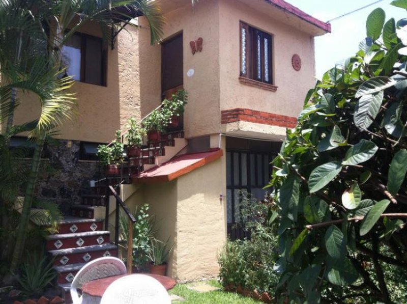 Foto Casa en Venta en Acapantzingo, Cuernavaca, Morelos - $ 4.500.000 - CAV130837 - BienesOnLine