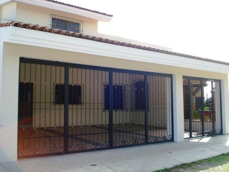 Foto Oficina en Renta en LOMAS VERDES, Colima, Colima - $ 3.000 - OFR274865 - BienesOnLine