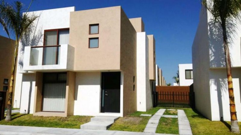 Foto Casa en Renta en Puerta Real, Yosphí, Queretaro Arteaga - $ 12.000 - CAR197554 - BienesOnLine