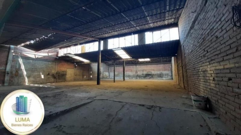 Foto Bodega en Renta en Nueva Atzacoalco, Gustavo A. Madero, Distrito Federal - $ 42.000 - BOR332144 - BienesOnLine