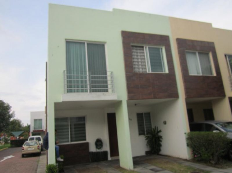 Foto Casa en Venta en Miravalle, Tlaquepaque, Jalisco - $ 1.310.000 - CAV241333 - BienesOnLine