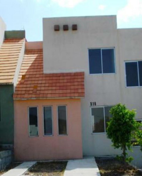 Foto Casa en Venta en FRACC.CUMBRES DEL CAMPESTRE, Morelia, Michoacan de Ocampo - $ 400.000 - CAV198681 - BienesOnLine