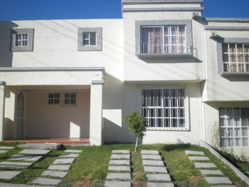 Foto Casa en Venta en Rinconada los Sauces, Tarímbaro, Michoacan de Ocampo - $ 780.000 - CAV170620 - BienesOnLine