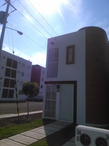 Foto Casa en Venta en Tarímbaro, Michoacan de Ocampo - $ 405.000 - CAV189289 - BienesOnLine