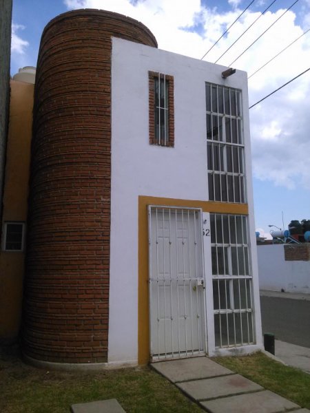 Foto Casa en Venta en Tarímbaro, Michoacan de Ocampo - $ 410.000 - CAV189874 - BienesOnLine