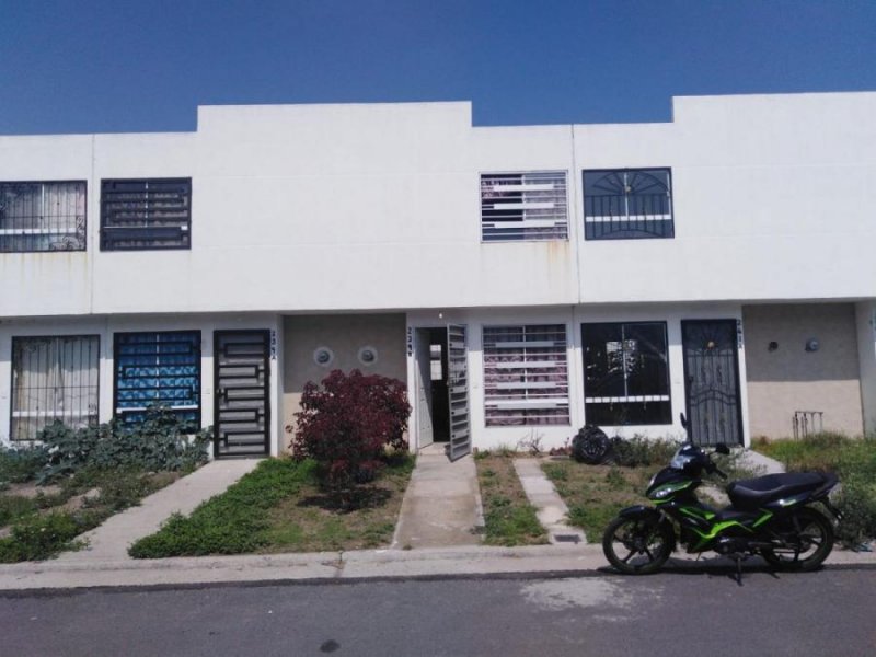 Foto Casa en Venta en Lagos de Moreno, Jalisco - $ 983.500 - CAV302382 - BienesOnLine