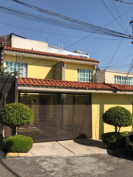 Foto Casa en Venta en bulevares, satelite, Naucalpan de Juárez, Mexico - $ 4.550.000 - CAV224602 - BienesOnLine