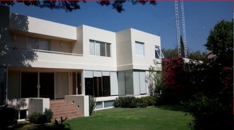 Foto Casa en Venta en Jardines del Pedregal, Alvaro Obregón, Distrito Federal - $ 15.900.000 - CAV88075 - BienesOnLine