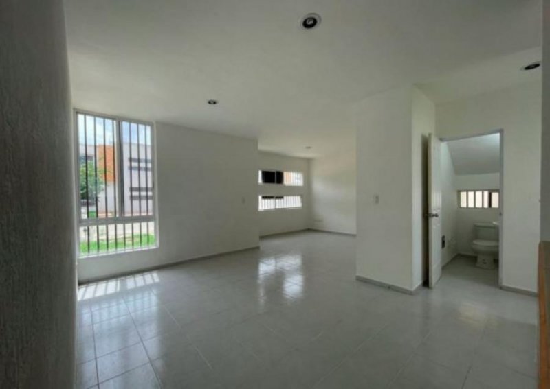 Foto Casa en Venta en CIUDAD CAUCEL, Mérida, Yucatan - $ 1.100.000 - CAV311648 - BienesOnLine