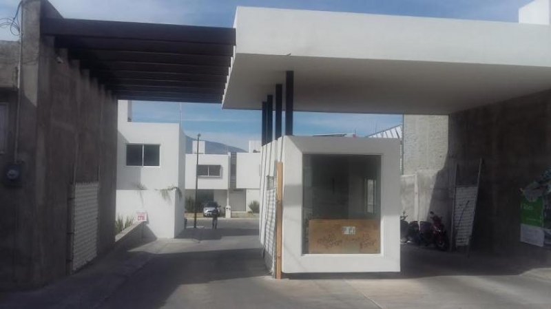 Foto Casa en Venta en Lomas de la Huerta, Morelia, Michoacan de Ocampo - $ 1.690.000 - CAV186912 - BienesOnLine