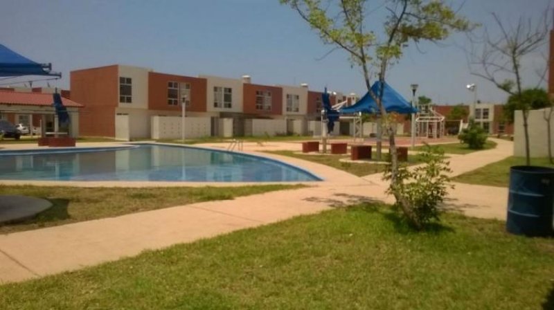 Foto Casa en Venta en San Gabriel, Coatzacoalcos, Veracruz - $ 998.000 - CAV181001 - BienesOnLine