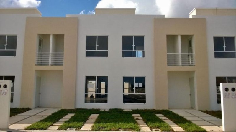 Foto Casa en Venta en SUPERMANZANA 248, TUxNQ0NBTjI4NDI, Quintana Roo - $ 680.750 - CAV257340 - BienesOnLine