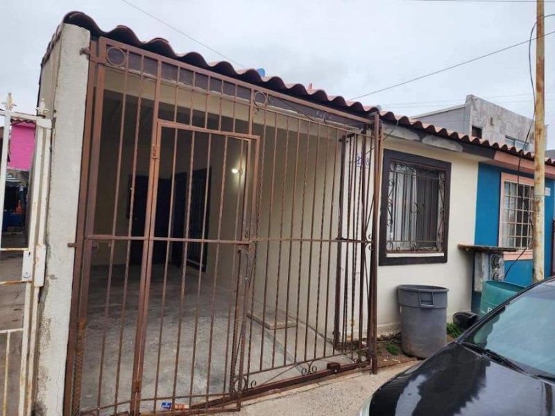 Foto Casa en Venta en Vista Hermosa, Ensenada, Baja California - $ 1.390.000 - CAV342085 - BienesOnLine