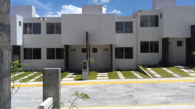 Foto Casa en Venta en LAGO RESIDENCIAL CIRCUITO DEL LAGO SUR, Villa Nicolás Romero, Mexico - $ 1.150.000 - CAV226198 - BienesOnLine