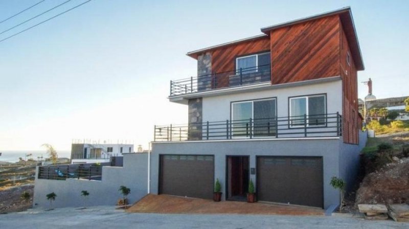 Foto Casa en Venta en del ciclón, Rosarito, Baja California - U$D 495.000 - CAV302482 - BienesOnLine