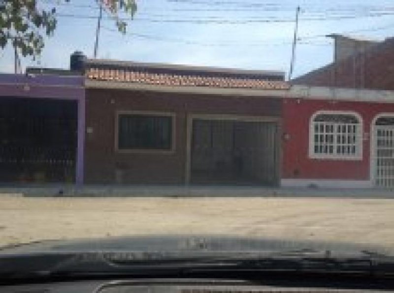 Foto Casa en Renta en Manzanillo, Colima - $ 5.000 - CAR71111 - BienesOnLine