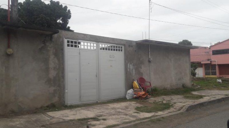 Foto Casa en Venta en piedras negras, Piedras Negras, Veracruz - $ 665.000 - CAV241433 - BienesOnLine