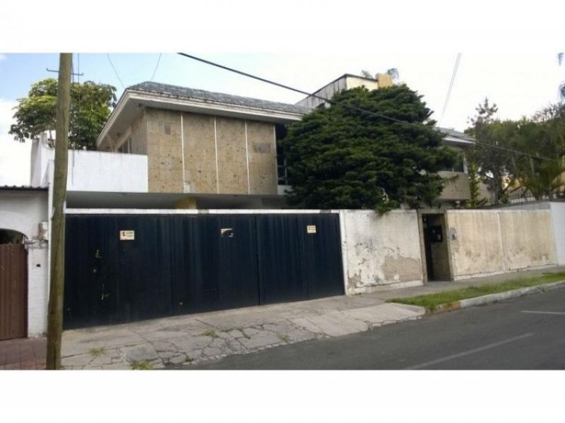 Foto Casa en Venta en CIUDAD DEL SOL, Zapopan, Jalisco - $ 7.950.000 - CAV147338 - BienesOnLine