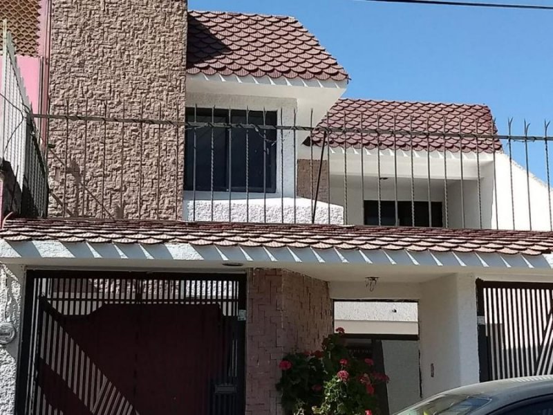 Foto Casa en Venta en Colonia Jardínes de Morelos, Secc. 1, Ecatepec de Morelos, Mexico - $ 2.120.000 - CAV257626 - BienesOnLine