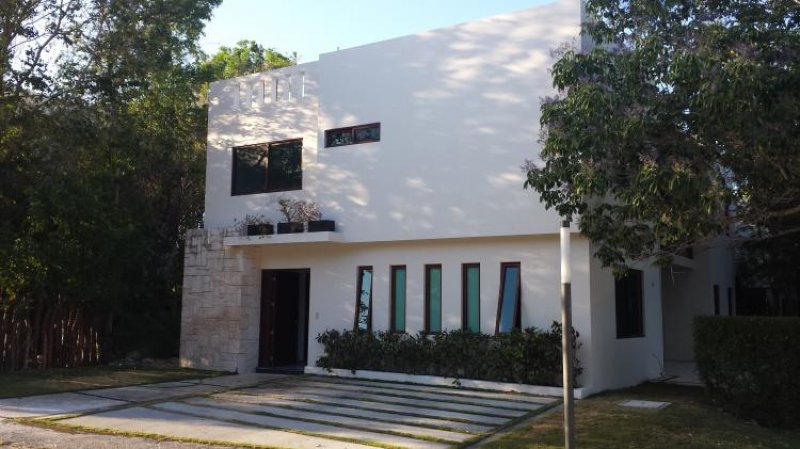 Foto Casa en Venta en Selvamar, Playa del Carmen, Quintana Roo - U$D 370.000 - CAV165774 - BienesOnLine