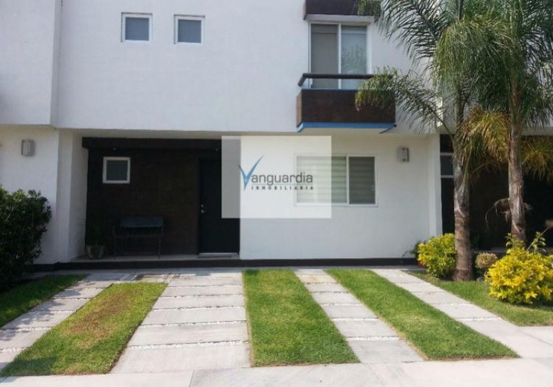 Foto Casa en Venta en SANTUARIOS DEL CERRITO, El Pueblito, Queretaro Arteaga - $ 1.500.000 - CAV137870 - BienesOnLine