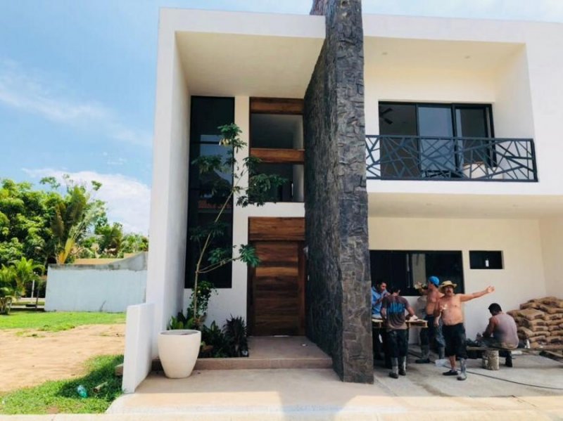 Foto Casa en Venta en LOS ARBOLES, Bucerías, Nayarit - U$D 390.000 - CAV243509 - BienesOnLine