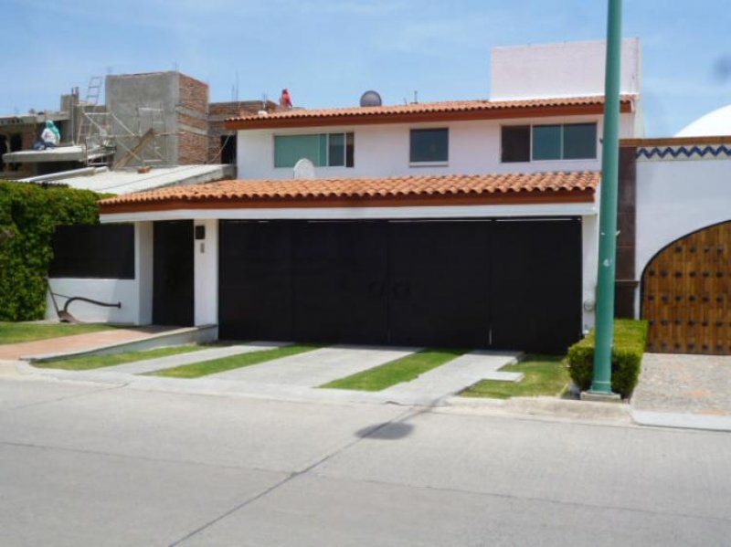 Foto Casa en Venta en club de golf los naranjos, León de los Aldama, Guanajuato - $ 3.700.000 - CAV97718 - BienesOnLine