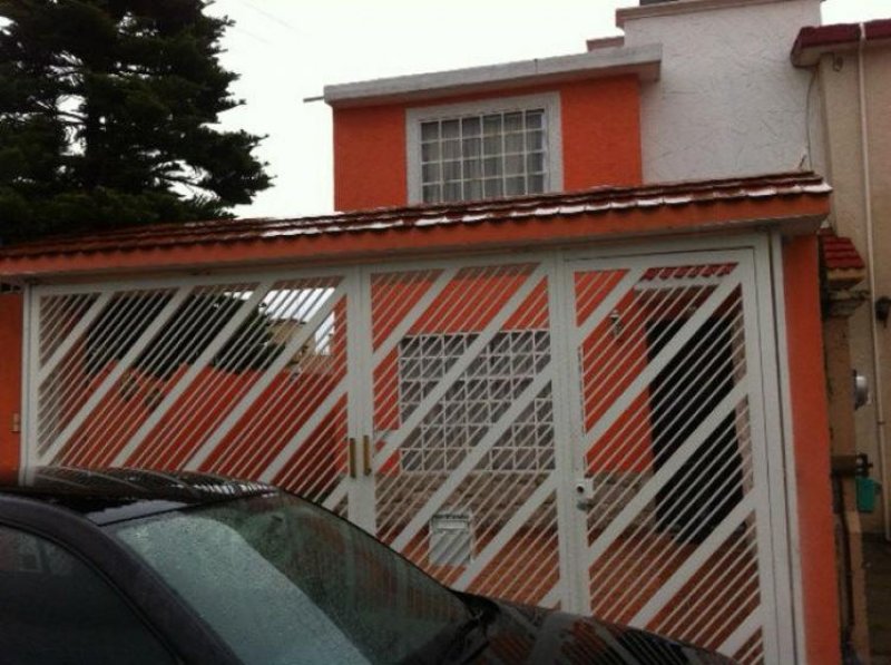 Foto Casa en Venta en Cuautitlán Izcalli, Mexico - $ 1.100.000 - CAV84784 - BienesOnLine