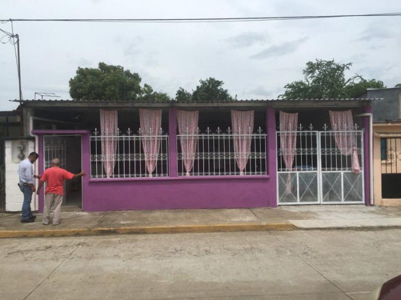 Casa en Venta en Lomas Verdes Playa Vicente, Veracruz