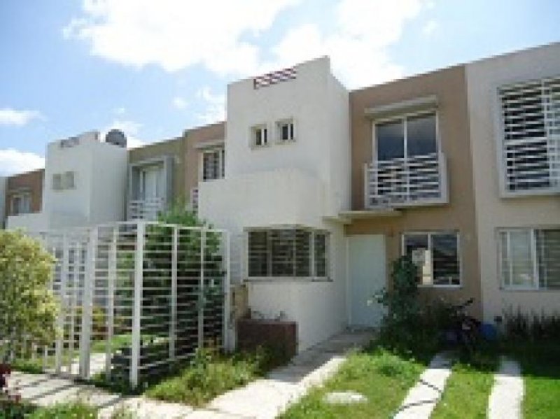 Foto Casa en Venta en campo real, Zapopan, Jalisco - $ 745.000 - CAV120484 - BienesOnLine