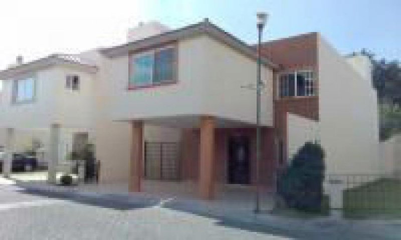 Foto Casa en Venta en CASA BLANCA, Metepec, Mexico - $ 3.750.000 - CAV145417 - BienesOnLine