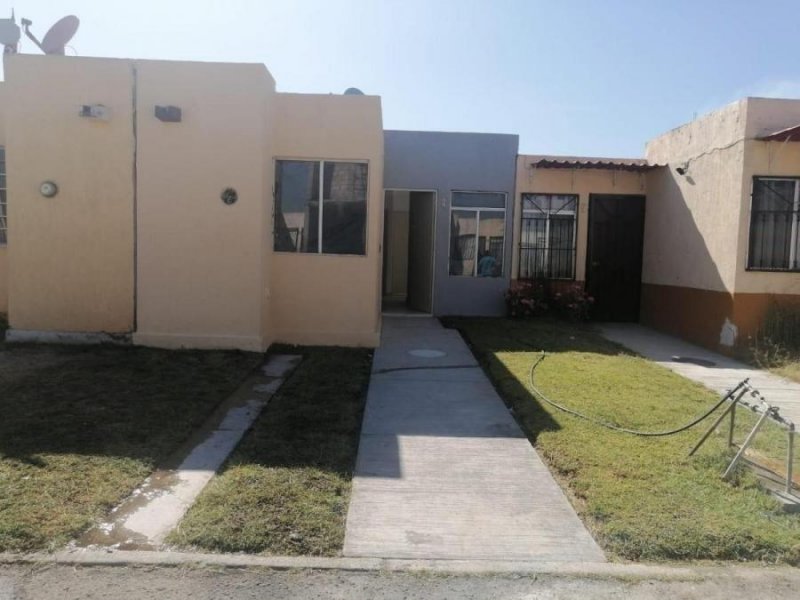 Foto Casa en Venta en Chulavista, Tlajomulco de Zúñiga, Jalisco - $ 690.000 - CAV337746 - BienesOnLine