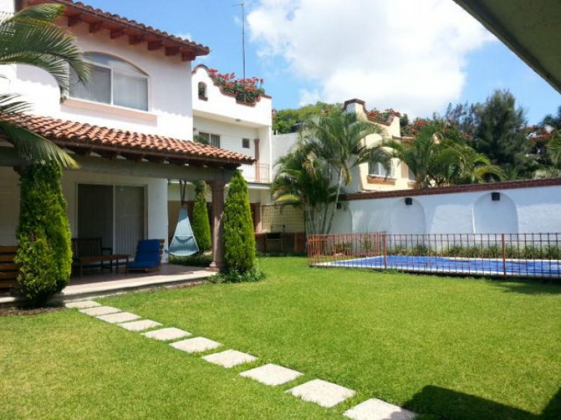 Foto Casa en Venta en LOMAS DE JIUTEPEC, Jiutepec, Morelos - $ 2.500.000 - CAV148941 - BienesOnLine