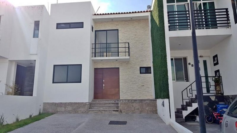 Foto Casa en Venta en PEDREGAL DE SHOENSTATT, Santiago de Querétaro, Queretaro Arteaga - $ 2.395.000 - CAV263153 - BienesOnLine